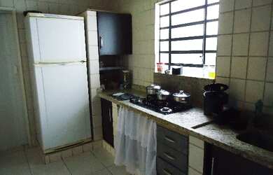 Imagem 7: Porto Alegre - Casa Padrão - Guarujá