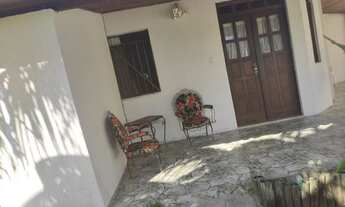 Imagem 3: Casa de condomínio térrea para venda tem 250 metros quadrados com 5 quartos