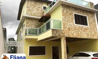 Imagem 2: Amplo sobrado com salão de festas