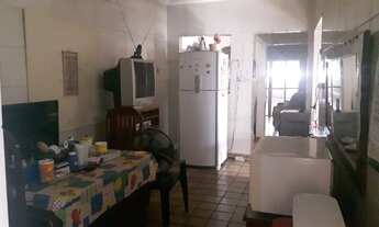 Imagem 2: Ótima Casa em Água Fria, 175 m², 3 quartos, 2 banheiros + Dep. Compl. Empreg., 4 vagas cob