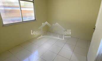 Imagem 3: Casa para venda no Centro de Petrópolis/RJ, com 3 quartos e pequena área externa