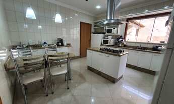 Imagem: Casa para venda com 360 metros quadrados