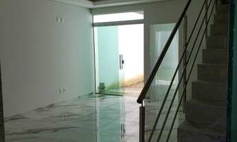 Imagem 3: Excelente casa de luxo, acabamento nobre, com área externa, com 3 quartos, 2 km do Centro