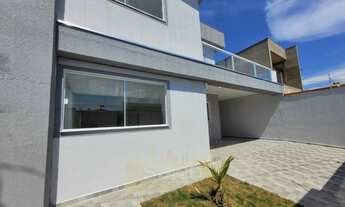 Imagem 3: Sobrado para venda tem 310 metros quadrados com 4 quartos em Cibratel - Itanhaém - SP