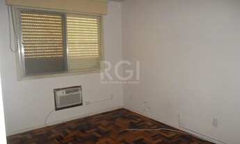Imagem 2: Porto Alegre - Apartamento Padrão - Camaquã