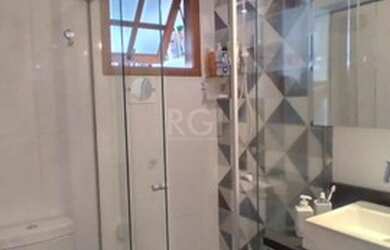 Imagem 7: Porto Alegre - Casa Padrão - Guarujá