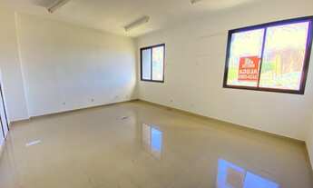 Imagem 2: Sala comercial em Santa Lúcia, Edifício Palm Center, próximo da Reta da Penha e Praia do C