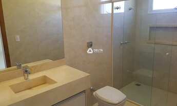 Imagem 7: Casa de condomínio para venda possui 250 metros quadrados com 3 quartos