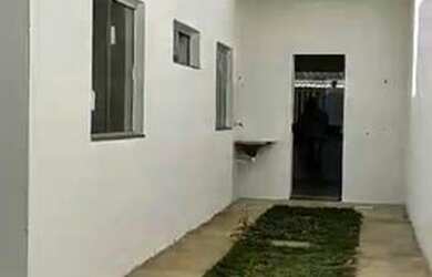 Imagem 2: Casa para Venda em Sete Lagoas, Condomínio Lago Azul, 3 dormitórios, 1 banheiro, 2 vagas