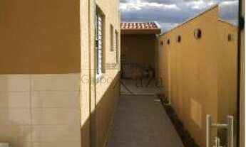 Imagem 3: Casa / Padrão - Residencial Jequitibá