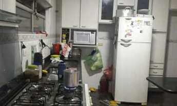 Imagem 7: Ponta da Praia 3 dormitórios ,suíte,dependência de empregada,gar. fechada