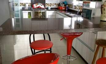 Imagem 7: Casa de condomínio para venda tem 300 metros quadrados com 4 suites