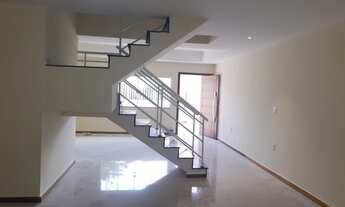 Imagem: Casa Duplex com 03 quartos sendo 01 suíte