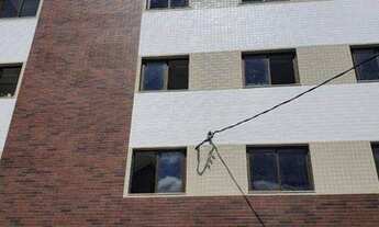 Imagem 2: Apartamento com 2 dormitórios à venda, 65 m² por R$ 300.000,00 - Cândida Câmara - Montes C