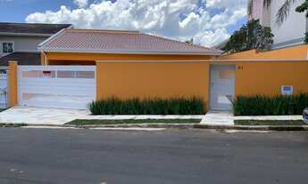 Imagem 6: Casa de condomínio para venda tem 299 metros quadrados com 4 quartos