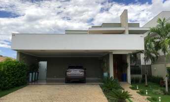 Imagem: Casa de condomínio térrea para venda tem