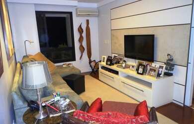 Imagem 6: 3 Suítes, 230 m² - Varanda - Nascente - Armários - Climatizado - Quarto de Serviço - 3 Vag