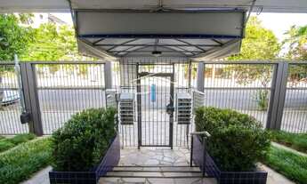 Imagem 2: PORTO ALEGRE - Apartamento Padrão - Menino Deus