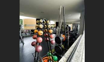 Imagem 4: Condomínio Torres de Amitas Barros com 2 vagas.