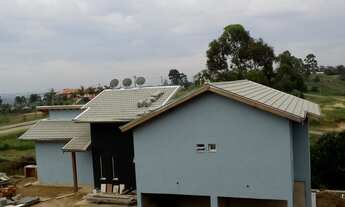 Imagem 4: Chácara para venda tem 278 metros quadrados com 4 quartos