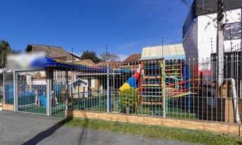 Imagem: Porto Alegre - Casa Padrão - Tristeza