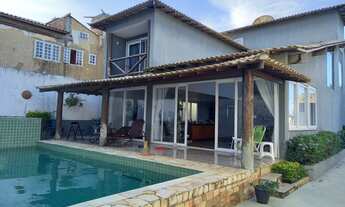 Imagem: Casa com piscina em Manguinhos