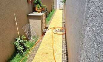 Imagem 4: Casa de Condomínio com 3 Quartos e 4 banheiros à Venda, 178 m² por R$ 1.250.000