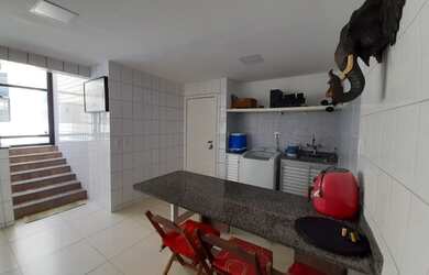 Imagem 7: Cobertura para venda tem 210 metros quadrados com 3 quartos em Praia de Itaparica - Vila