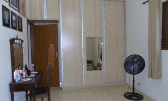 Imagem 7: Térrea para venda com 180 metros quadrados com 3 quartos