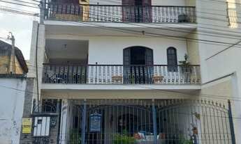 Imagem: Linda Triplex 2 vagas, 4 quartos, energia