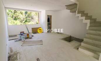 Imagem 5: CASA GEMINADA INDIVIDUAL COM 3 QUARTOS, 1 SUÍTE E EXCELENTE LOCALIZAÇÃO, À VENDA NO BAIRRO