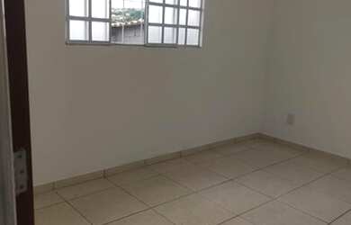 Imagem 7: Casa em Pedro Leopoldo com ótimo quintal