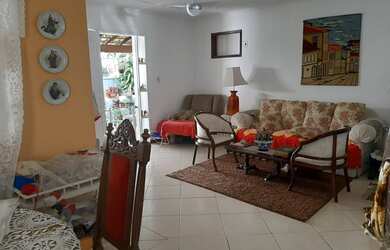 Imagem 2: Casa de condomínio para venda tem 180 metros quadrados com 3 quartos