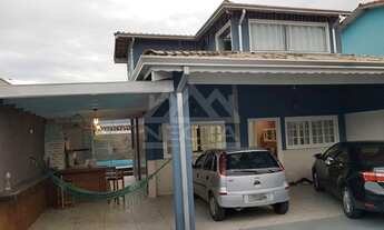 Imagem 7: Excelente Casa, 4 Dormitórios c/ Suíte Master, Piscina e Área Gourmet, 220m², Morro do Alg