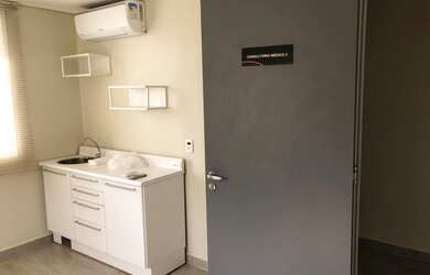 Imagem 6: Sala comercial com 3 vagas de garagem, excelente localização