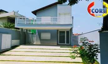 Imagem: Casa rica em móveis planejados à venda