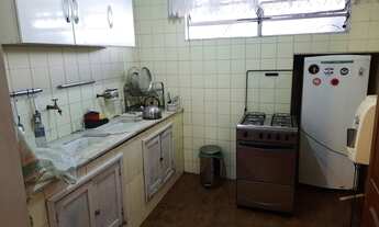 Imagem 2: Casa para venda com 200 metros quadrados com 3 quartos em Centro - Pelotas - RS