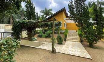 Imagem 3: Excelente casa TÉRREA rústica / contemporânea, com muita personalidade e MANUTENÇÃO IMPECÁ