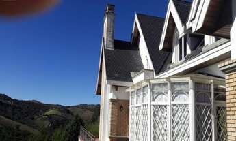 Imagem: Sobrado em Campos do Jordão