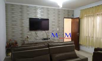 Imagem 6: Casa a venda com 03 quartos, bairro Santa Monica, em otima localizacao do bairro