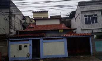 Imagem 3: Casa para venda tem 200 metros quadrados com 3 suítes em Bento Ribeiro - Rio de Janeiro