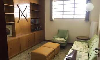 Imagem: Casa para aluguel possui 500 m² com 4 quartos