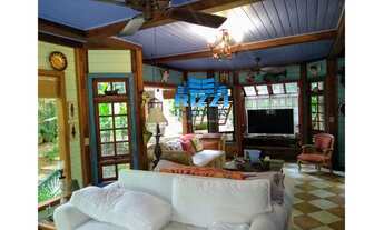 Imagem 2: Casa para venda tem 240 metros quadrados com 3 quartos em Itanhangá - Rio de Janeiro - RJ