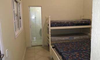 Imagem 3: Terreno de mais de 1000 m2 com uma casa de 100 m2 construída