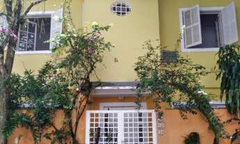 Imagem: Casa de condomínio para aluguel possui