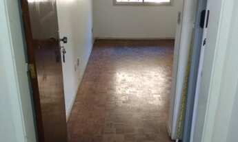 Imagem 2: Apartamento semimobiliado 1 quarto bem localizado!!