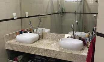 Imagem 2: Sobrado 4 Dormitórios, Quintal, Piscina, Bairro Marapé