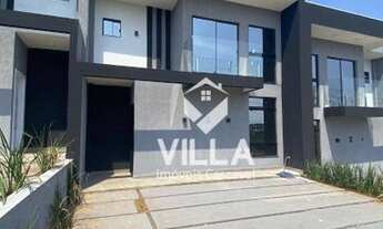 Imagem 2: Sobrado com 3 dormitórios sendo 1 suíte à venda - Universitário - Cascavel/PR