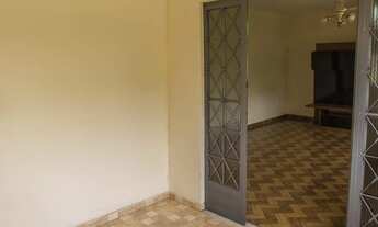 Imagem 6: Casa para venda possui 155 metros quadrados com 3 quartos em Centro - Itaguaí - RJ