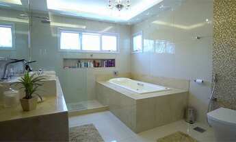 Imagem 7: Casa para venda possui 1050 metros quadrados com 5 quartos em Porto Seguro - Porto Seguro